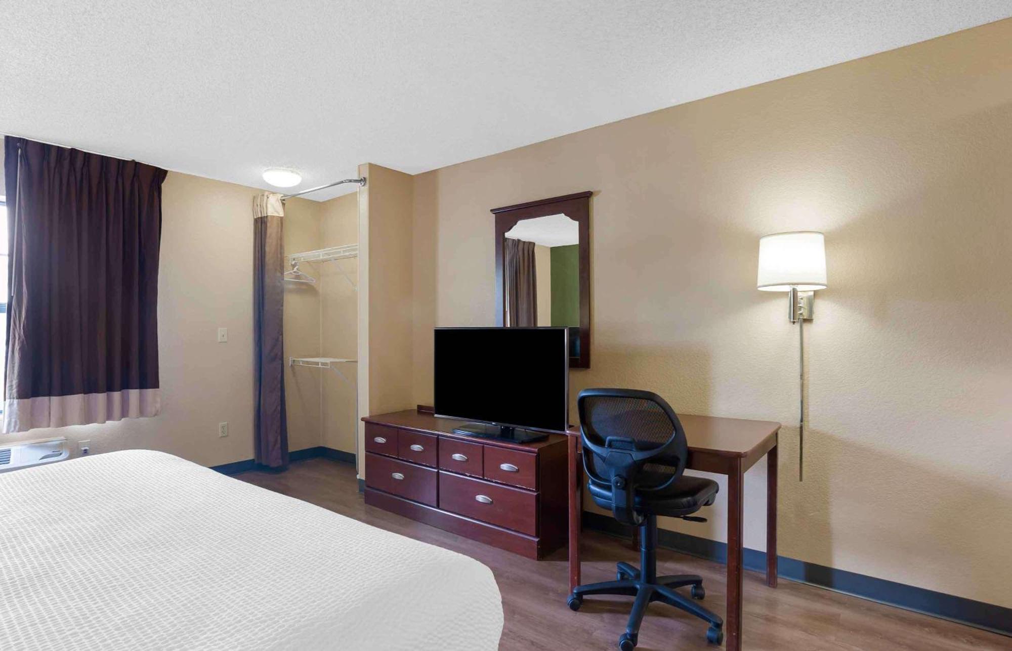 Extended Stay America Suites - Dallas - Las Colinas - Carnaby St Irving Exteriör bild