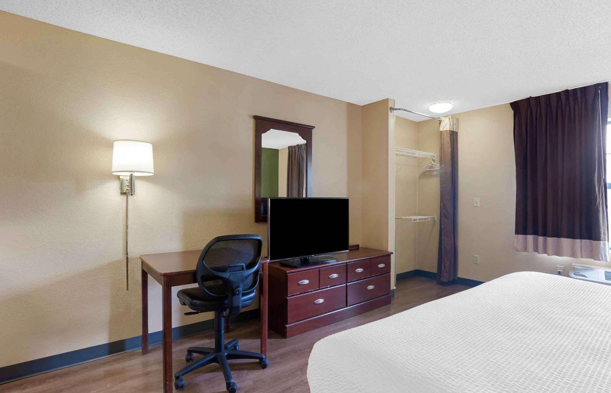 Extended Stay America Suites - Dallas - Las Colinas - Carnaby St Irving Exteriör bild