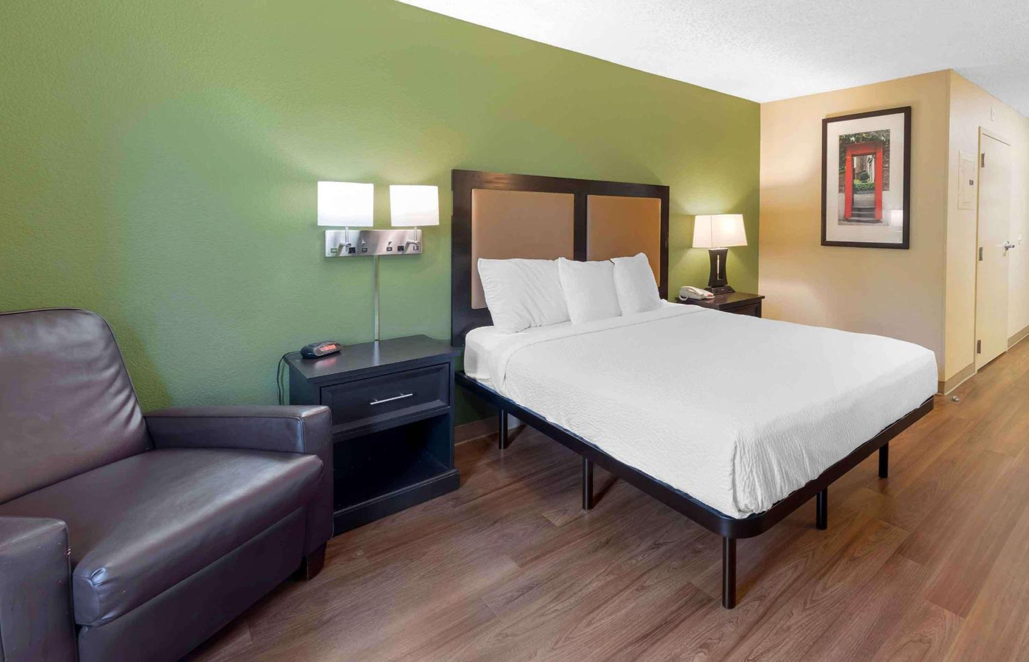 Extended Stay America Suites - Dallas - Las Colinas - Carnaby St Irving Exteriör bild