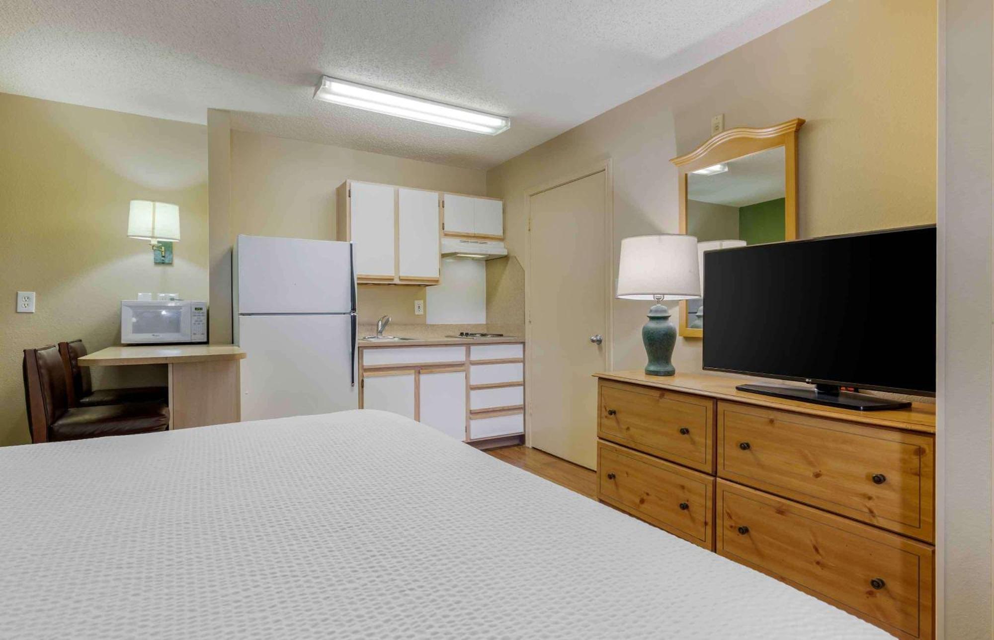 Extended Stay America Suites - Dallas - Las Colinas - Carnaby St Irving Exteriör bild