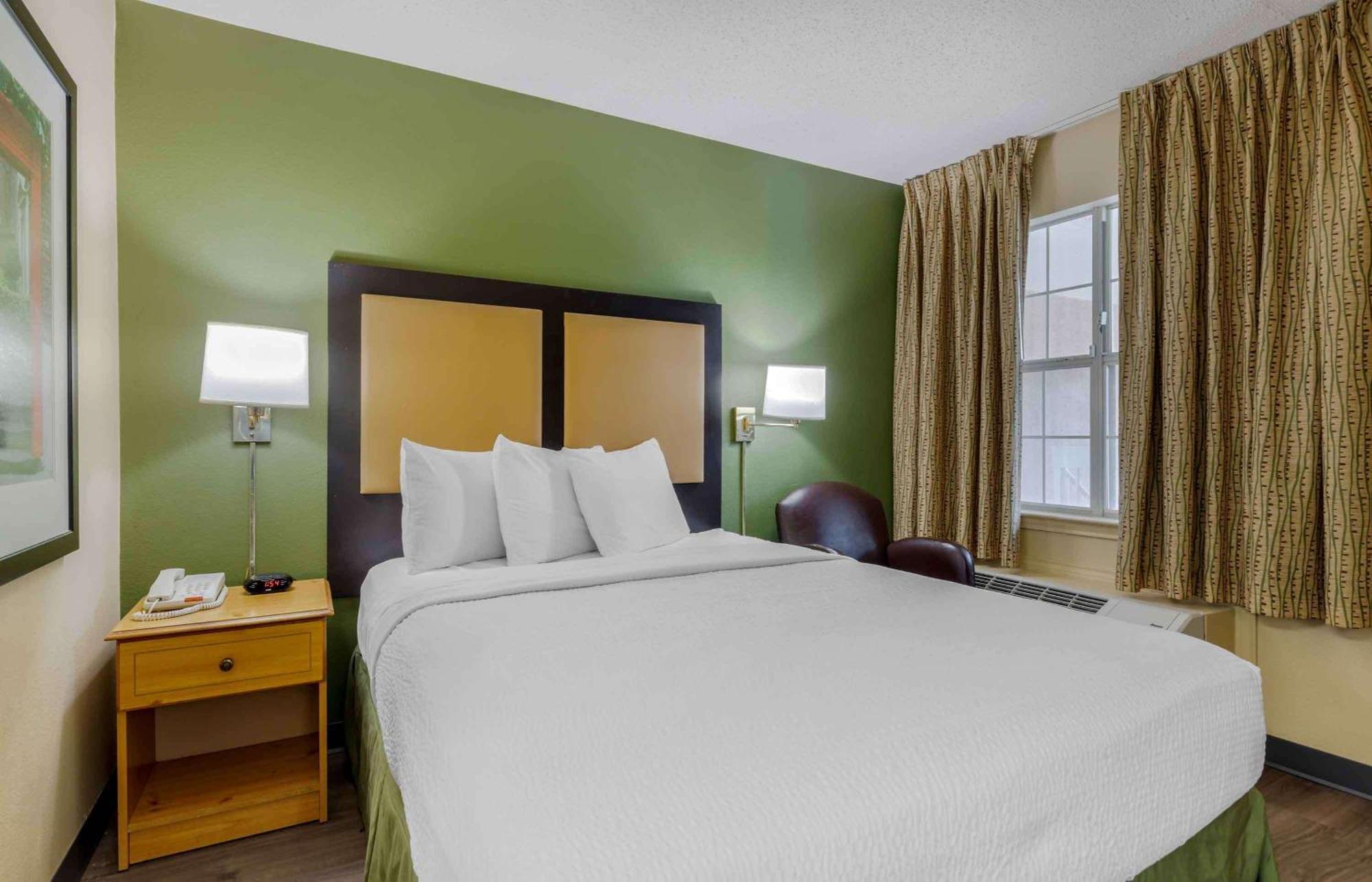 Extended Stay America Suites - Dallas - Las Colinas - Carnaby St Irving Exteriör bild